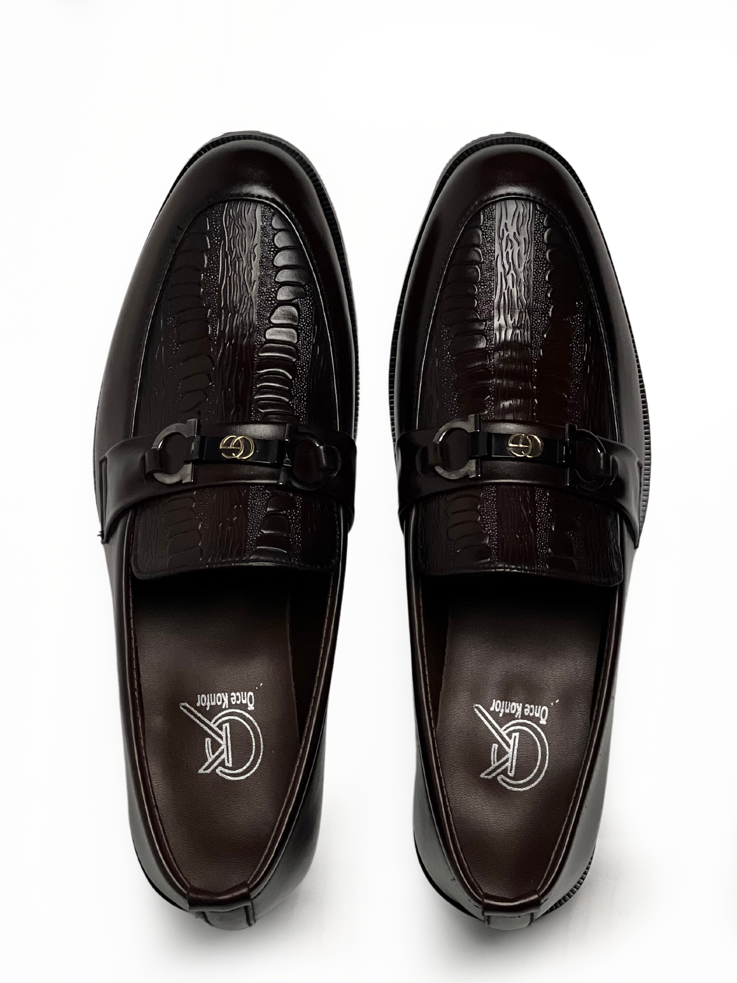 Gucci Mustered Shoes